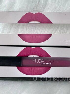 New Boxed Huda Beauty Liquid Matte Lipstick~TROPHY WIFE~Full Size 5ml/0.17oz